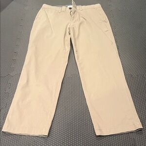 Amazon Chinos